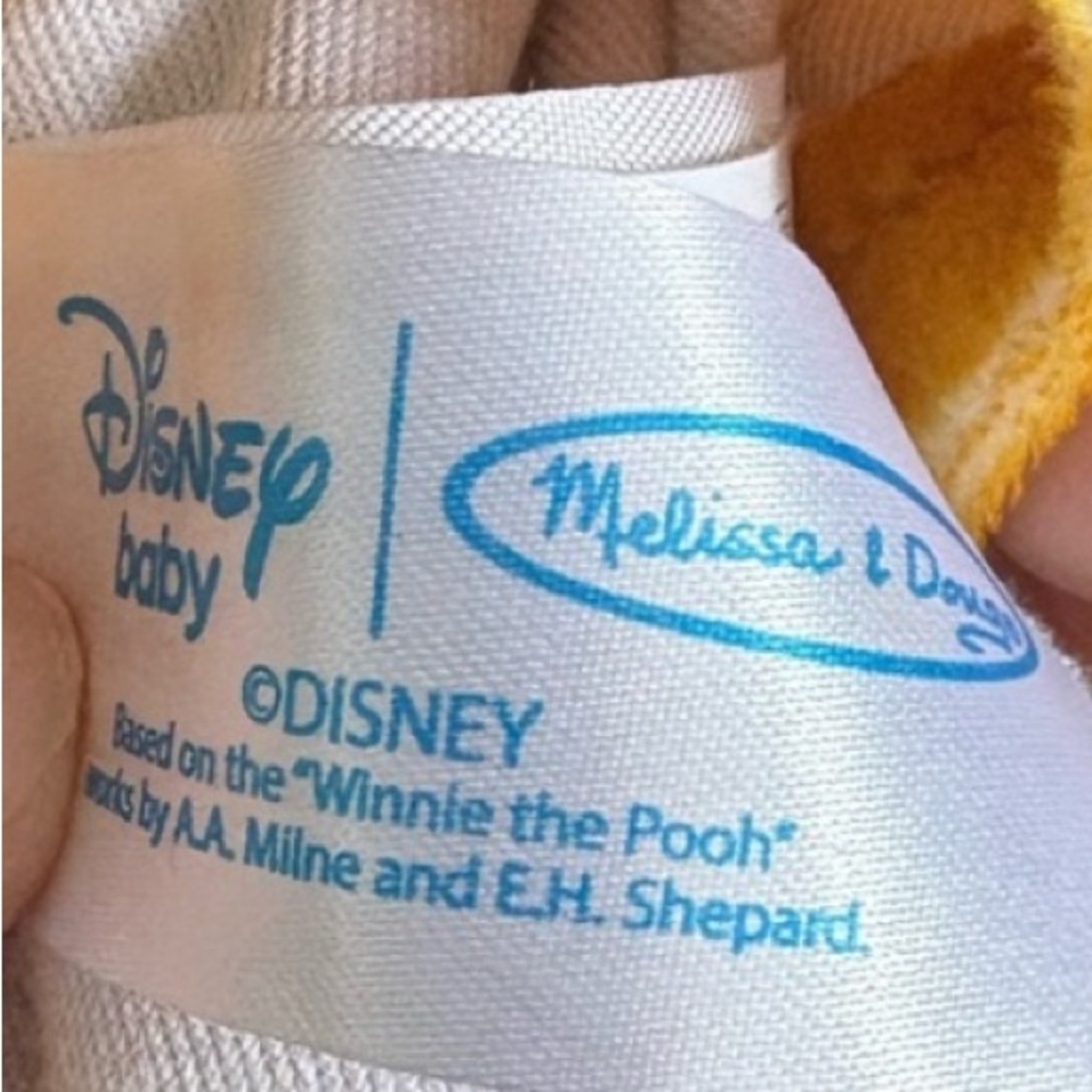 DISNEY- WINNIE THE POOH AND FRIENDS Hand Puppets - Picture 4 of 5